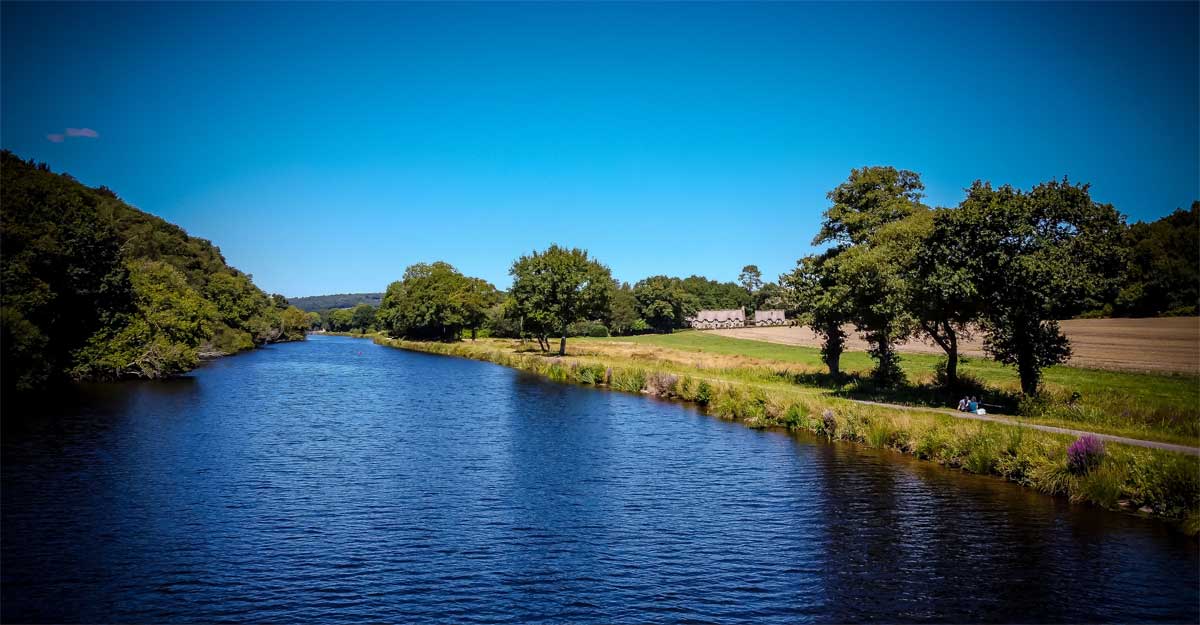 The beautiful River Blavet meandering beside La Garenne