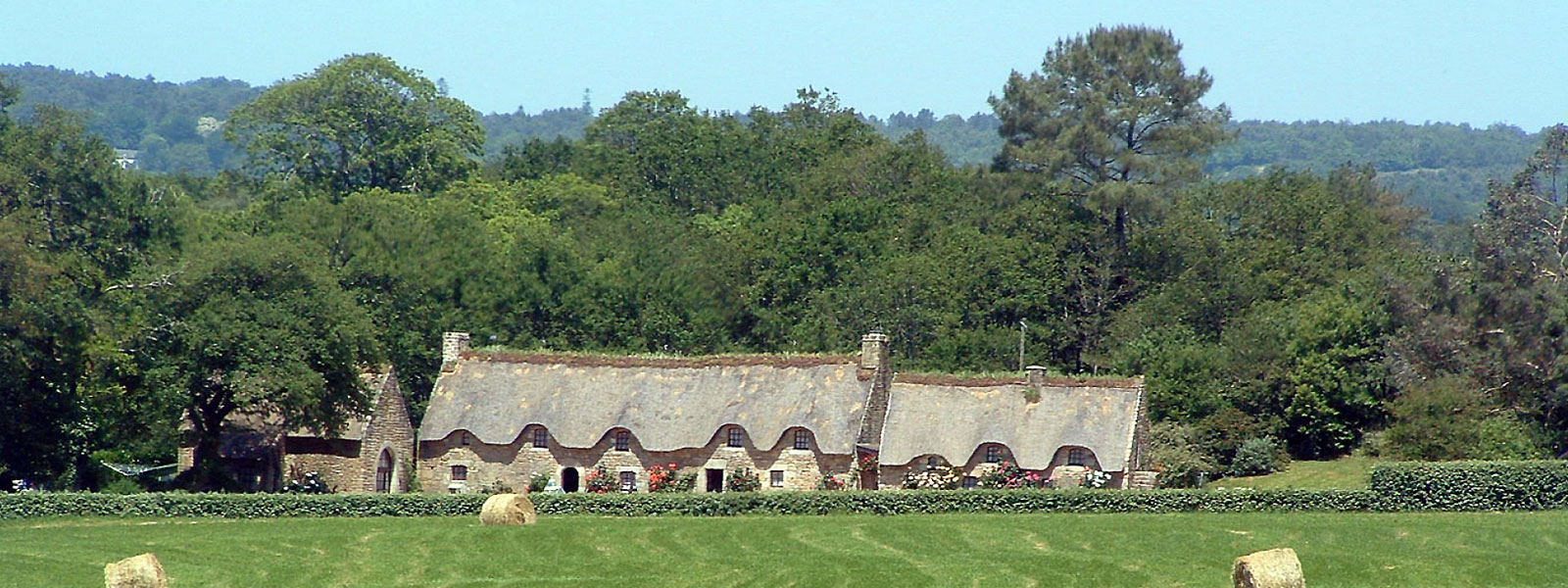 https://www.selectcottages.com/sites/default/files/revslider/image/lagarenne-from-blavet.jpg
