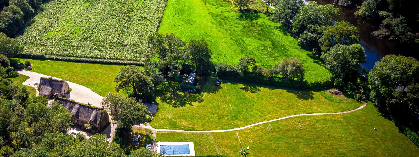 https://www.selectcottages.com/sites/default/files/revslider/image/lagarenne-south-view-drone.jpg