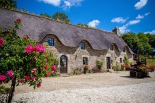La Grange and La Chaumiere can be linked to create accommodation for 10-12