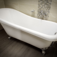 Scafell ensuite slipper bath